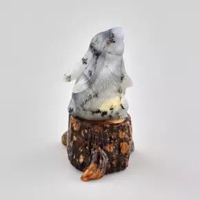 Камнерезная миниатюра Зайчиха на пеньке. В стиле Фаберже.