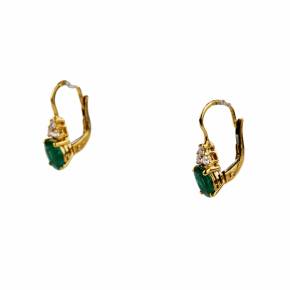 Giorgio Visconti. Gold pendant and earrings with emeralds and diamonds. 