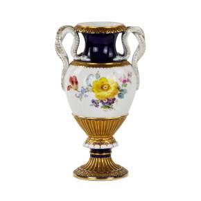 Meissen. Porcelain vase with snakes. 
