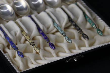Set of 6 silver spoons with enamel in a gift case