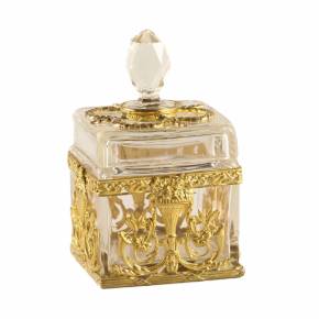 Perfume bottle. France 19th-20th century 