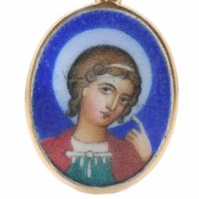 Gold medallion with enamel of St. George by Faberge. 