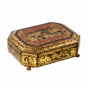 Chinese lacquer box for board games. 19th century. 