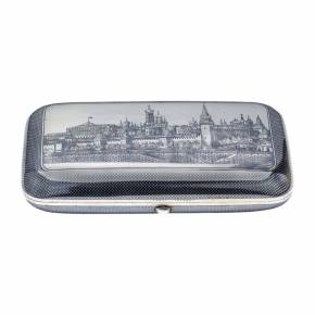 Русский серебряный портсигар 19 века с черненой панорамой Кремля.