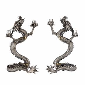 Японские серебряные канделябры в форме дракона периода Мэйдзи XIX века.