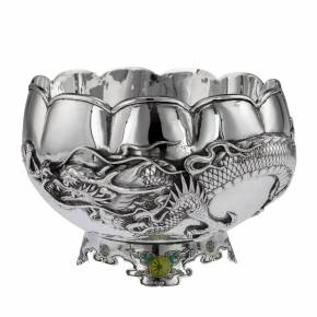 Японская серебряная чаша с эмалью конца 19-го века, период Мэйдзи