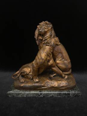 Sculpture en bronze d&39;un lion avec une lionne Louis Riche (1877-1949) 