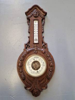 Large barometer