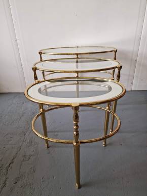 Ensemble de 3 tables 